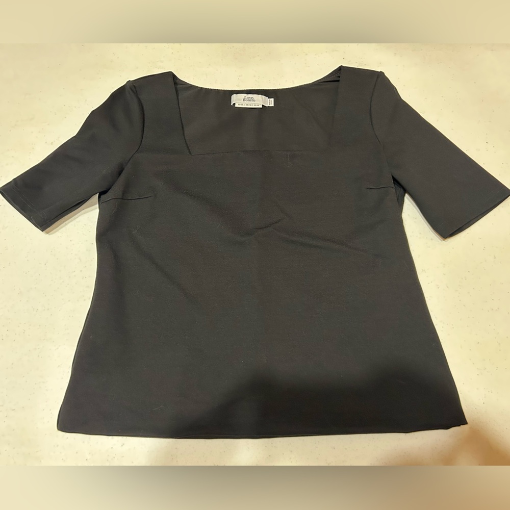(XL) Black Love Bonito Short Sleeve Top with Square Neck Line
